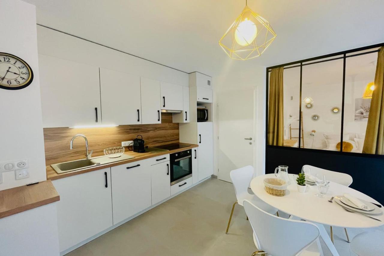 Le Quartz Tresum In A Modern Near The Garage Included